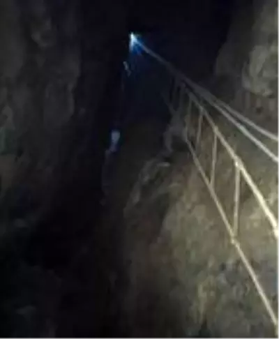 Son dakika haberi! Manisa'da, kaçak kazı yapan 4 şüpheliye suçüstü Son dakika haberi! Manisa'da, kaçak kazı yapan 4 şüpheliye suçüstü