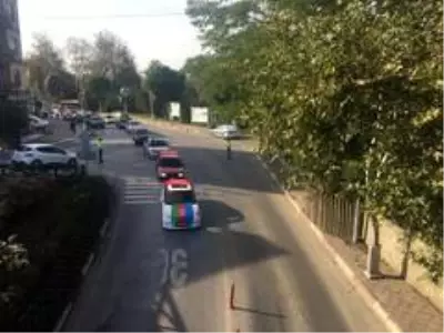 Modifiye araç tutkunlarından Azerbaycan'a destek konvoyu Modifiye araç tutkunlarından Azerbaycan'a destek konvoyu