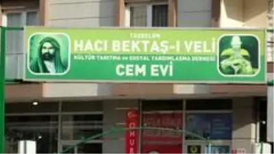 Müşteri tarafından darp edilerek hayatını kaybeden kargocu son yolculuğuna uğurlandı Müşteri tarafından darp edilerek hayatını kaybeden kargocu son yolculuğuna uğurlandı