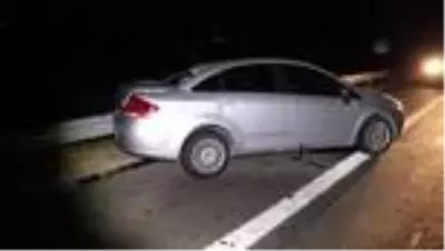 Osmaniye'de iki otomobil çarpıştı: 2 ölü, 9 yaralı Osmaniye'de iki otomobil çarpıştı: 2 ölü, 9 yaralı