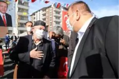 Palandöken'de yenilenen caddeler trafiğe açıldı Palandöken'de yenilenen caddeler trafiğe açıldı