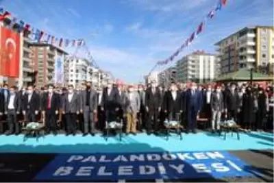 Palandöken'de yenilenen caddeler trafiğe açıldı Palandöken'de yenilenen caddeler trafiğe açıldı