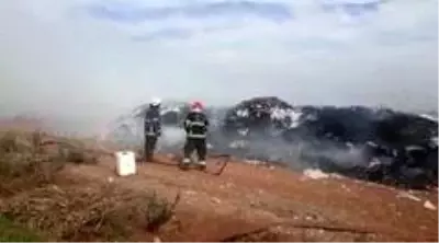Son dakika haber! Pamuk yığını alev alev yandı Son dakika haber! Pamuk yığını alev alev yandı