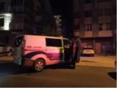 Son dakika: Polis otomobiline çarpan alkollü sürücü otoparkta yakalandı Son dakika: Polis otomobiline çarpan alkollü sürücü otoparkta yakalandı