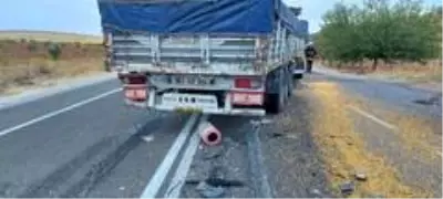 Şanlıurfa'da trafik kazası : 2 ölü, 1 yaralı Şanlıurfa'da trafik kazası : 2 ölü, 1 yaralı