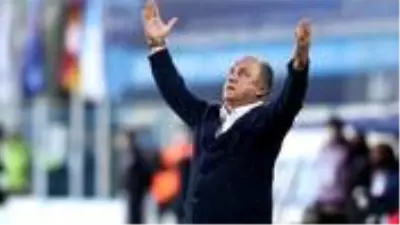 Sinan Engin'den çarpıcı iddia: Bu açıklamalara göre yönetimin Terim'i göndermesi lazım Sinan Engin'den çarpıcı iddia: Bu açıklamalara göre yönetimin Terim'i göndermesi lazım