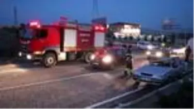 Su tankeri ile otomobil çarpıştı: 2 yaralı Su tankeri ile otomobil çarpıştı: 2 yaralı