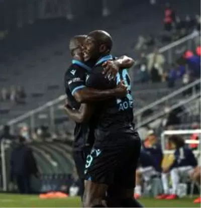 Süper Lig: Fenerbahçe: 0 - Trabzonspor: 1 (İlk yarı)