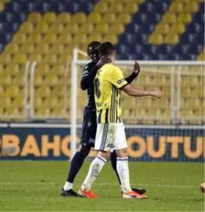 Fenerbahçe, sahasında Trabzonspor'u 3-1 mağlup etti Fenerbahçe, sahasında Trabzonspor'u 3-1 mağlup etti