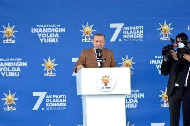 Tehditlere boyun eğmeyen Erdoğan, ABD'ye meydan okudu: Yaptırımın ne ise geç kalma yap Tehditlere boyun eğmeyen Erdoğan, ABD'ye meydan okudu: Yaptırımın ne ise geç kalma yap