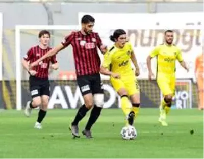 TFF 1. Lig: İstanbulspor: 3 Eskişehirspor: 0 TFF 1. Lig: İstanbulspor: 3 Eskişehirspor: 0