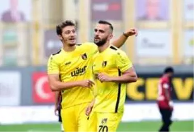 TFF 1. Lig: İstanbulspor: 3 Eskişehirspor: 0 TFF 1. Lig: İstanbulspor: 3 Eskişehirspor: 0