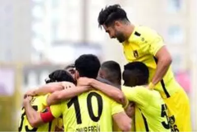TFF 1. Lig: İstanbulspor: 3 Eskişehirspor: 0 TFF 1. Lig: İstanbulspor: 3 Eskişehirspor: 0