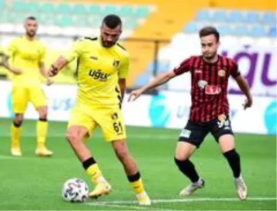 TFF 1. Lig: İstanbulspor: 3 Eskişehirspor: 0 TFF 1. Lig: İstanbulspor: 3 Eskişehirspor: 0