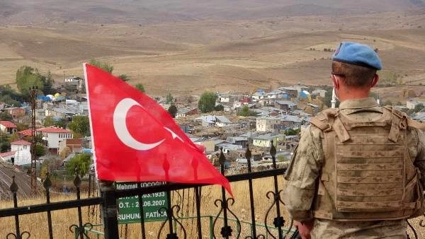 Yavi'de PKK'nın 27 yıl önce şehit ettiği 33 kişi anıldı