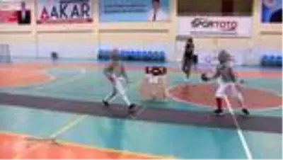 10-12-14 Yaş Altı Kılıç Açık Turnuvası başladı 10-12-14 Yaş Altı Kılıç Açık Turnuvası başladı