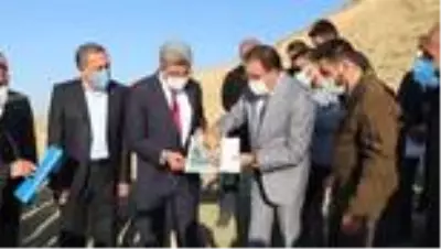 10 yıllık aranın ardından çevre yolu çalışmalarına yeniden başlandı 10 yıllık aranın ardından çevre yolu çalışmalarına yeniden başlandı