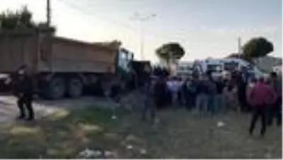 2 hafriyat kamyonu çarpıştı: 1'i ağır 2 yaralı 2 hafriyat kamyonu çarpıştı: 1'i ağır 2 yaralı