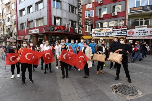 29 Ekim'de Karesi'de her yerde Türk bayrağı dalgalanacak