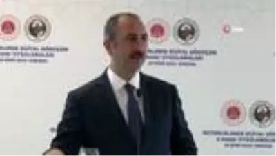Bakan Gül: '2002 yılında bin 231 olan noterlik sayısı yüzde 83 artışla 2 bin 250'ye ulaşmıştır' Bakan Gül: '2002 yılında bin 231 olan noterlik sayısı yüzde 83 artışla 2 bin 250'ye ulaşmıştır'