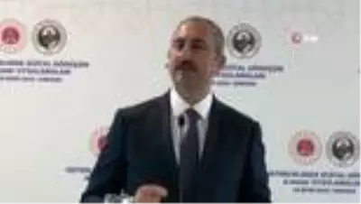 Bakan Gül: '2002 yılında bin 231 olan noterlik sayısı yüzde 83 artışla 2 bin 250'ye ulaşmıştır' Bakan Gül: '2002 yılında bin 231 olan noterlik sayısı yüzde 83 artışla 2 bin 250'ye ulaşmıştır'