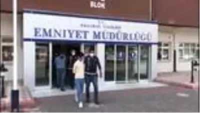 Aksaray'da 106 kilo eroinin ele geçirildiği operasyona 5 tutuklama Aksaray'da 106 kilo eroinin ele geçirildiği operasyona 5 tutuklama