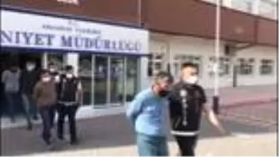 Aksaray'da 106 kilo eroinin ele geçirildiği operasyona 5 tutuklama Aksaray'da 106 kilo eroinin ele geçirildiği operasyona 5 tutuklama