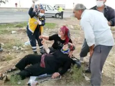 Aksaray'daki sıkışmalı kazada ekipler zamanla yarıştı Aksaray'daki sıkışmalı kazada ekipler zamanla yarıştı