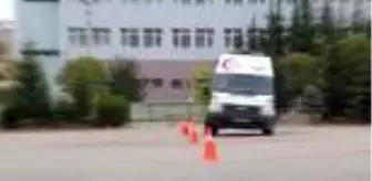 Akpınar: Son dakika haberleri... Ambulans şoförlerine ileri sürüş tekniği eğitimi verildi Akpınar: Son dakika haberleri... Ambulans şoförlerine ileri sürüş tekniği eğitimi verildi