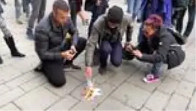 Son Dakika | Avusturya'da Kovid-19 önlemleri protesto edildi Son Dakika | Avusturya'da Kovid-19 önlemleri protesto edildi