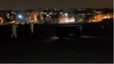 BAĞCILAR'DA BOŞ ARSADA BAŞINDAN VURULMUŞ ERKEK CESEDİ BULUNDU BAĞCILAR'DA BOŞ ARSADA BAŞINDAN VURULMUŞ ERKEK CESEDİ BULUNDU