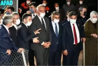 Son dakika gündem: Kültür ve Turizm Bakanı Ersoy, Karaelmas Ekspresi ile Karabük'e geldi (2) Son dakika gündem: Kültür ve Turizm Bakanı Ersoy, Karaelmas Ekspresi ile Karabük'e geldi (2)
