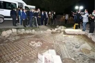 Son dakika gündem: Kültür ve Turizm Bakanı Ersoy, Karaelmas Ekspresi ile Karabük'e geldi (2) Son dakika gündem: Kültür ve Turizm Bakanı Ersoy, Karaelmas Ekspresi ile Karabük'e geldi (2)