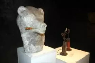 Bakan Ersoy 5 bin yıllık Tuz Mağarasını gezdi Bakan Ersoy 5 bin yıllık Tuz Mağarasını gezdi