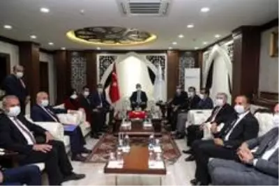 Bakan Kasapoğlu Hakkari'de Bakan Kasapoğlu Hakkari'de