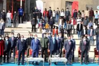 Bakan Kasapoğlu: 'Hakkari, terörden, gözyaşından, kandan beslenenlere 'geçit yok' diyor' Bakan Kasapoğlu: 'Hakkari, terörden, gözyaşından, kandan beslenenlere 'geçit yok' diyor'