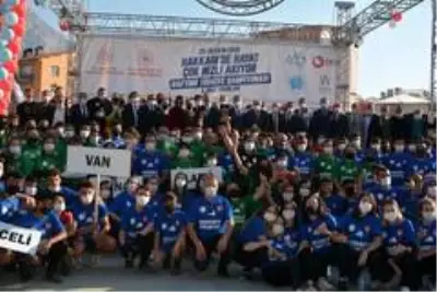 Bakan Kasapoğlu: 'Hakkari, terörden, gözyaşından, kandan beslenenlere 'geçit yok' diyor' Bakan Kasapoğlu: 'Hakkari, terörden, gözyaşından, kandan beslenenlere 'geçit yok' diyor'