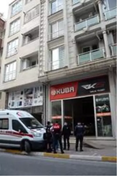 Son dakika: Biga'da yaşlı adam evinde ölü bulundu Son dakika: Biga'da yaşlı adam evinde ölü bulundu