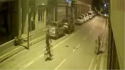 (BURSA)Bisikleti bıraktı, motosikleti aldı (BURSA)Bisikleti bıraktı, motosikleti aldı