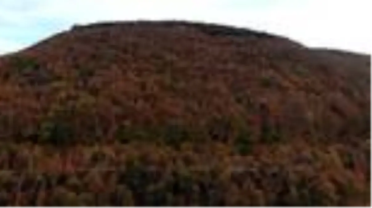 Boyalı Dağı sonbaharda ayrı bir güzelliğe büründü