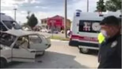 Son dakika! - Burdur'da trafik kazası: 2' si çocuk 7 kişi yaralandı. Son dakika! - Burdur'da trafik kazası: 2' si çocuk 7 kişi yaralandı.