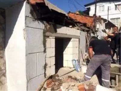 Büyükşehir o evleri tamir etti Büyükşehir o evleri tamir etti