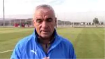 Çalımbay: 'Dört gözle Villarreal maçının rövanşını bekliyoruz' Çalımbay: 'Dört gözle Villarreal maçının rövanşını bekliyoruz'