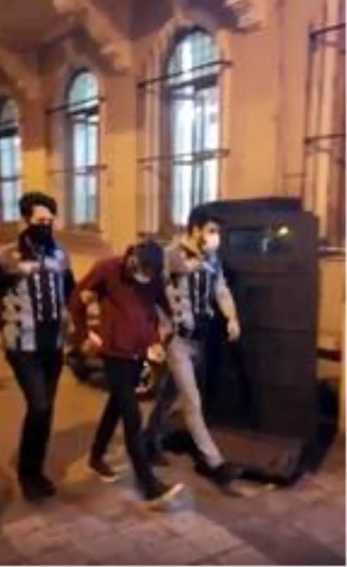 DEĞNEKÇİLİK CEZASI 2 YILA KADAR HAPİS AZ OLDUĞU İÇİN TUTUKLANMIYORLAR