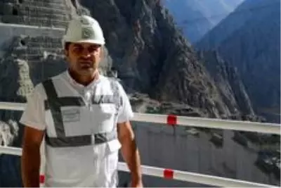 Dev projede elektrik üretecek jeneratörler monte edilmeye başlandı Dev projede elektrik üretecek jeneratörler monte edilmeye başlandı