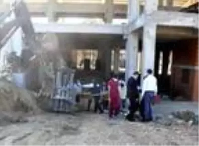 Son dakika haberleri | Devrilen forkliftin altında kalan işçi öldü Son dakika haberleri | Devrilen forkliftin altında kalan işçi öldü