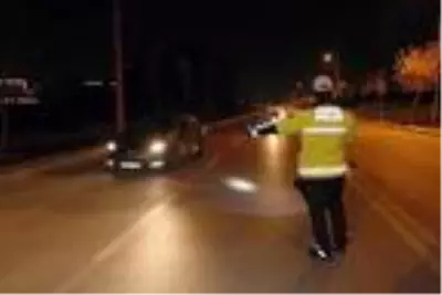 Eskişehir'de 158 sürücüye, 137 bin 781 lira ceza Eskişehir'de 158 sürücüye, 137 bin 781 lira ceza