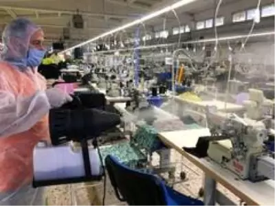 Fabrikalarda çalışanların sağlığı için dezenfekte çalışmaları yapılıyor Fabrikalarda çalışanların sağlığı için dezenfekte çalışmaları yapılıyor