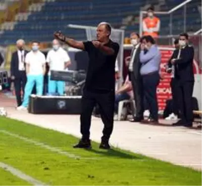 Galatasaray'da kritik toplantı! Galatasaray'da kritik toplantı!