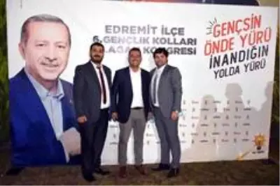 Gençlik kollarında görev değişimi Gençlik kollarında görev değişimi